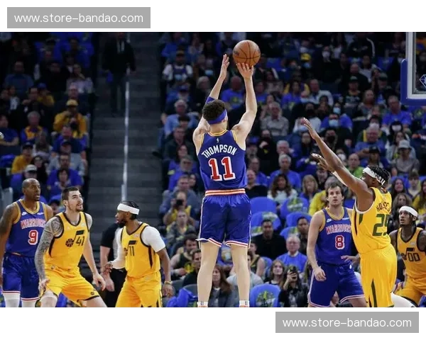 鹈鹕逐日：新奥尔良的蓝色浪潮能否掀翻凤凰城的火焰？